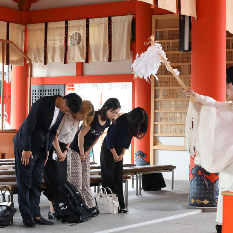 創建1300年、稲荷神社の総本宮 伏見稲荷大社御祈祷・神楽奉納ツアー