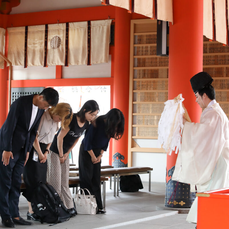 創建1300年、稲荷神社の総本宮 伏見稲荷大社御祈祷・神楽奉納ツアー