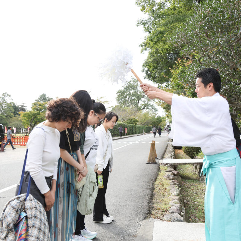 世界遺産「上賀茂神社」神職と巡るVIP対応ルート　特別参拝と内覧ツアー