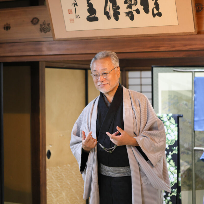 創業1690年西陣織「六文字屋」景観重要建造物の京町家見学と伝統体験ツアー