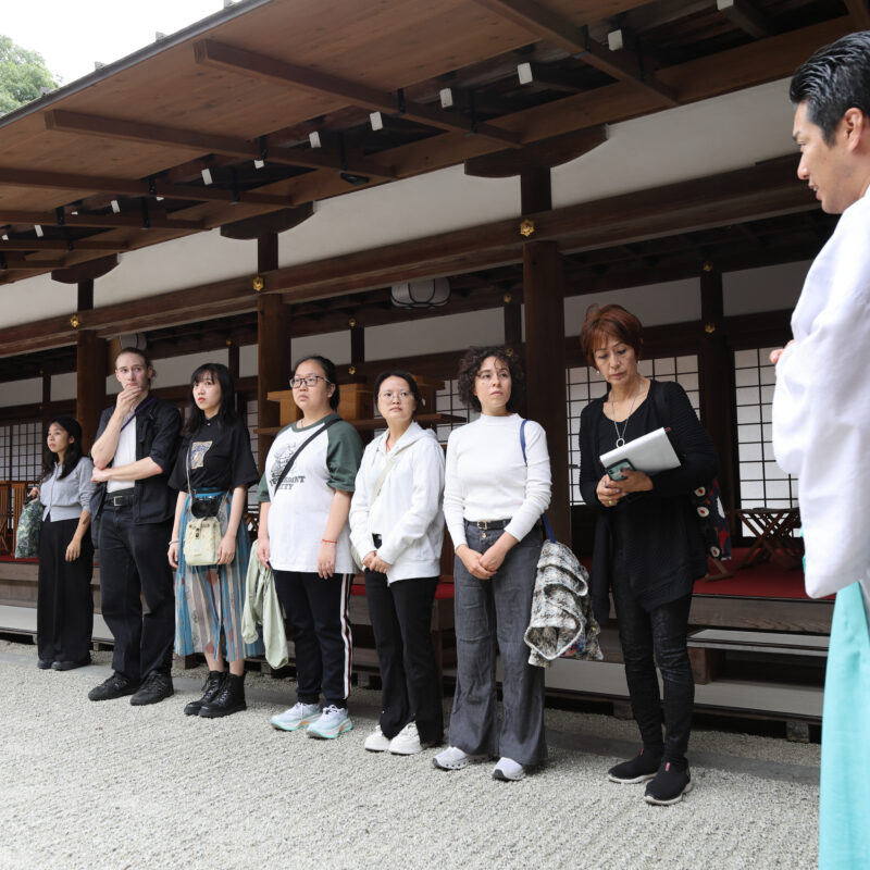 世界遺産「上賀茂神社」神職と巡るVIP対応ルート　特別参拝と内覧ツアー