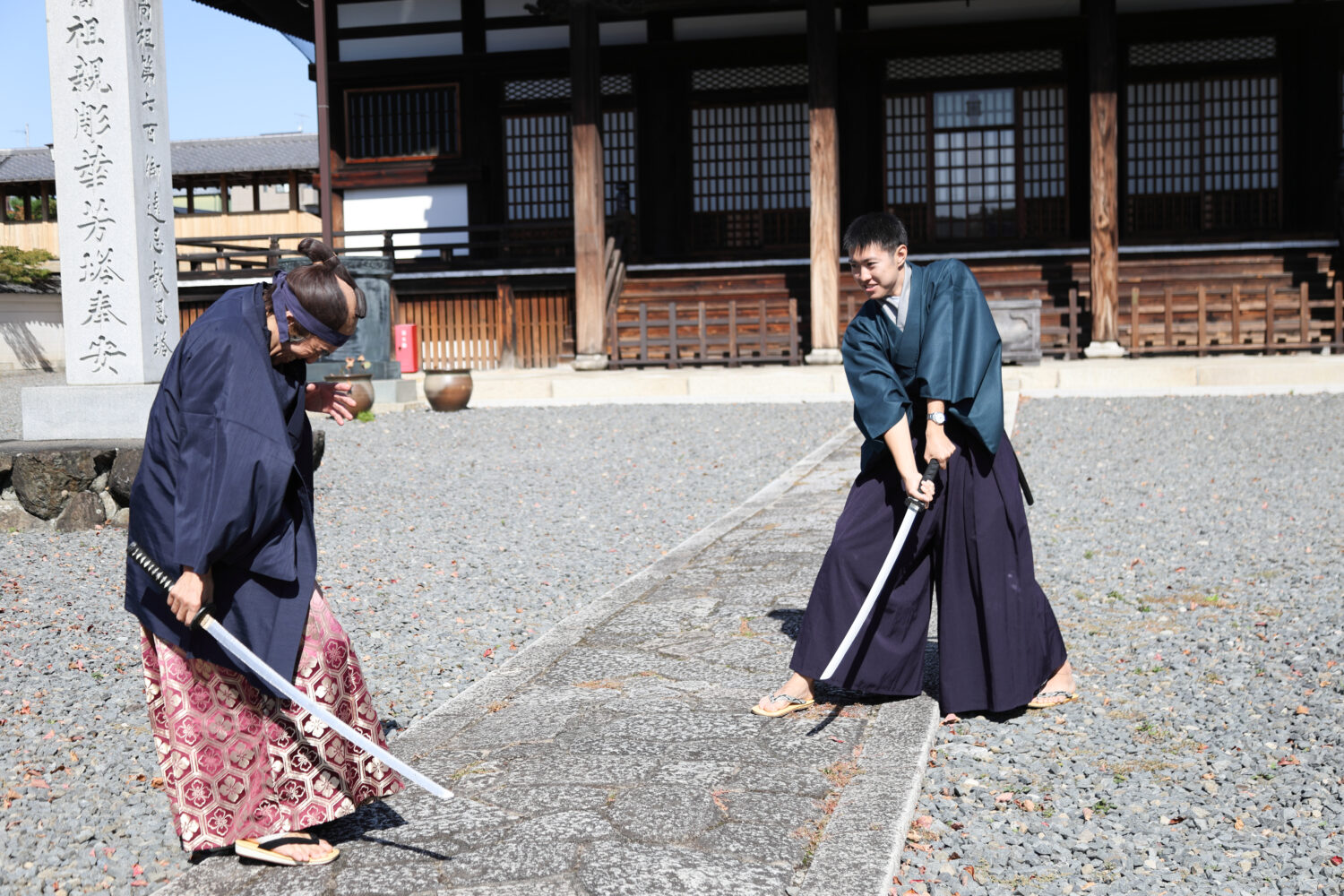 織田信長の一番の定宿「妙覚寺」での本で唯一の体験　プロ殺陣師が教えるチャンバラ体験