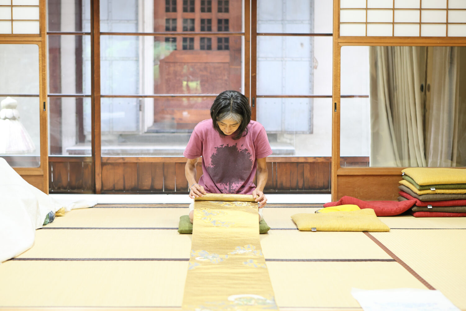 創業1690年西陣織「六文字屋」景観重要建造物の京町家見学と伝統体験ツアー