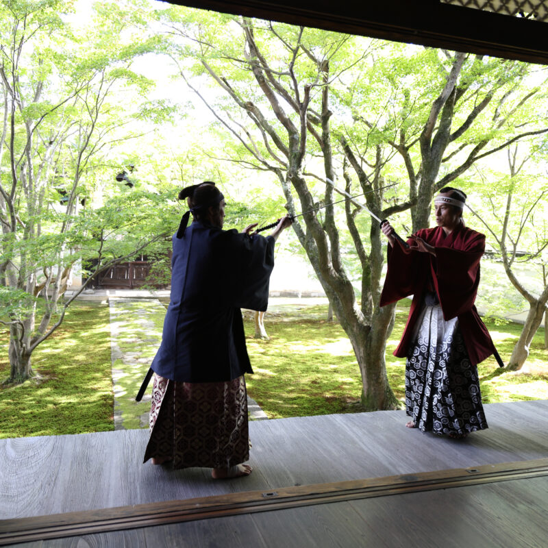 織田信長の一番の定宿「妙覚寺」での本で唯一の体験　プロ殺陣師が教えるチャンバラ体験