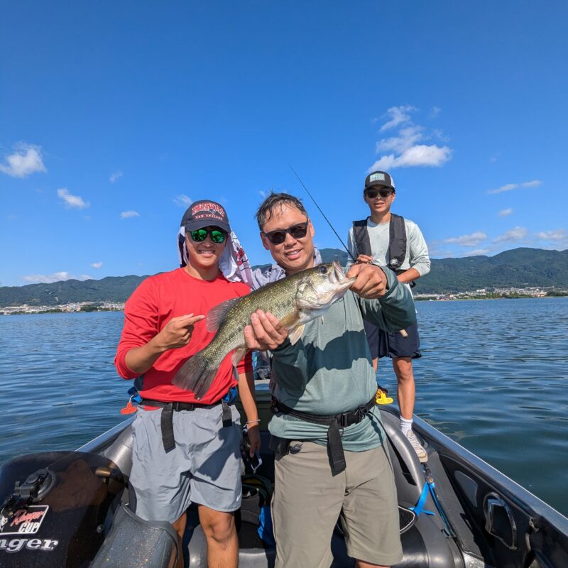 琵琶湖 ボートチャーター＆ガイド 世界記録の湖でバス釣りと希少な湖上観光(ビッグフィッシングコース、釣り&観光体験コース)