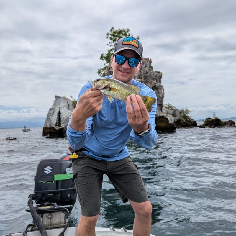 琵琶湖 ボートチャーター＆ガイド 世界記録の湖でバス釣りと希少な湖上観光(ビッグフィッシングコース、釣り&観光体験コース)